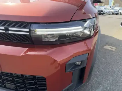 Photo 17 Dacia Bigster  Hybrid 155