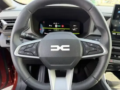 Photo 10 Dacia Bigster  Hybrid 155