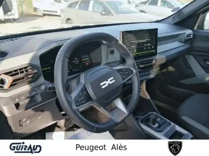 Photo 7 Dacia Duster  Hybrid 140