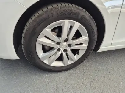 Photo 10 Peugeot 308  BlueHDi 130ch S&S BVM6