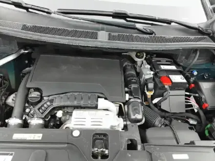 Photo 14 Peugeot 3008  Puretech 130ch S&S EAT8