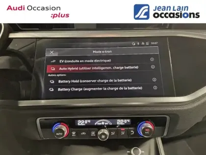 Photo 19 Audi Q3  45 TFSIe 245 ch S tronic 6