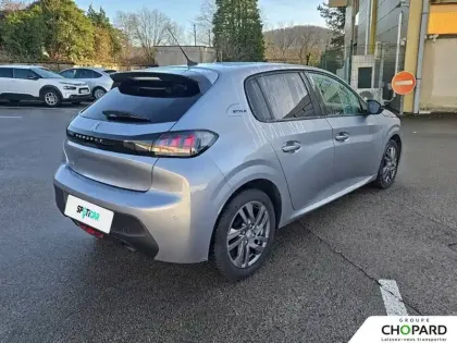 Photo 104 Peugeot 208  PureTech 100 S&S BVM6
