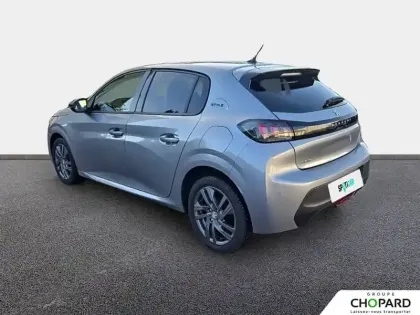 Photo 80 Peugeot 208  PureTech 100 S&S BVM6