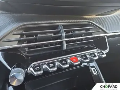 Photo 21 Peugeot 208  PureTech 100 S&S BVM6