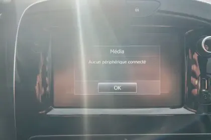 Photo 18 Renault Clio  TCe 75 E6C