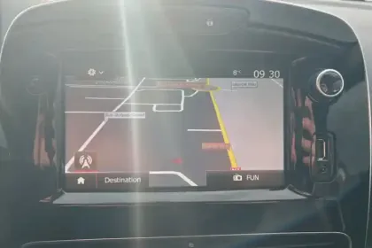 Photo 16 Renault Clio  TCe 75 E6C