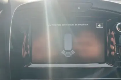 Photo 21 Renault Clio  TCe 75 E6C