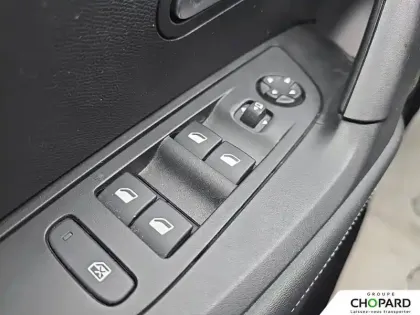 Photo 13 Peugeot 2008  BlueHDi 110 S&S BVM6