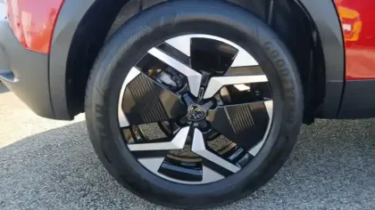 Photo 13 Peugeot 2008  PureTech 130 S&S EAT8