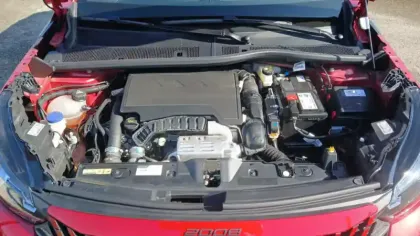 Photo 15 Peugeot 2008  PureTech 130 S&S EAT8