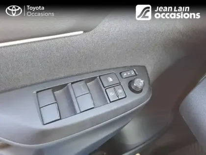 Photo 18 Toyota Yaris  Cross Hybride 130h AWD-i