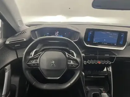 Photo 21 Peugeot 2008  BlueHDi 130 S&S EAT8