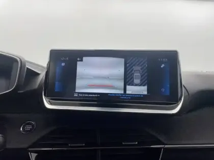 Photo 31 Peugeot 2008  BlueHDi 130 S&S EAT8