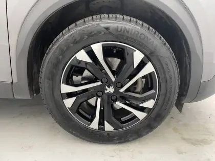 Photo 17 Peugeot 2008  BlueHDi 130 S&S EAT8