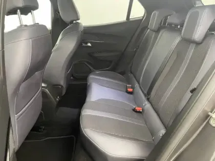 Photo 14 Peugeot 2008  BlueHDi 130 S&S EAT8