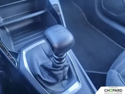 Photo 18 Peugeot 208  PureTech 100 S&S BVM6