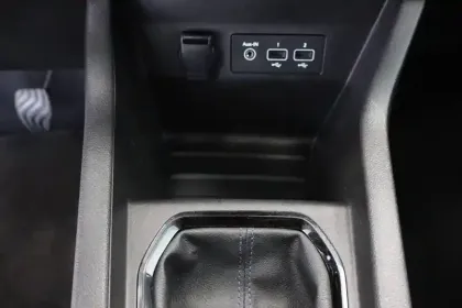 Photo 22 Renault Clio  SCe 65