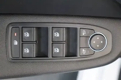 Photo 27 Renault Clio  SCe 65