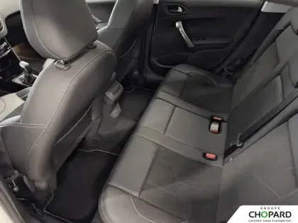 Photo 18 Peugeot 2008  1.2 PureTech 110ch S&S BVM5