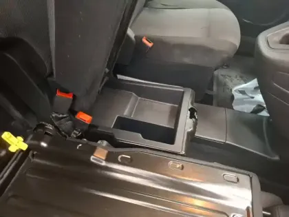 Photo 30 Peugeot Partner  FOURGON STANDARD 650 KG BLUEHDI 100 S&S BVM6