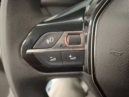 Photo 16 Peugeot Partner  FOURGON STANDARD 650 KG BLUEHDI 100 S&S BVM6