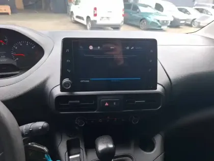 Photo 34 Peugeot Partner  FOURGON STANDARD 650 KG BLUEHDI 100 S&S BVM6