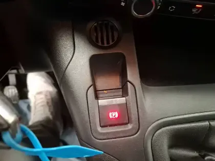 Photo 19 Peugeot Partner  FOURGON STANDARD 650 KG BLUEHDI 100 S&S BVM6