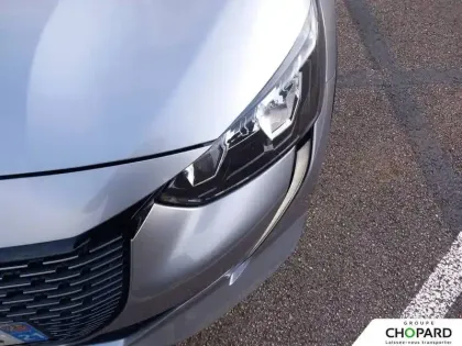 Photo 21 Peugeot 208  Electrique 50 kWh 136ch