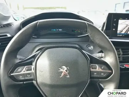 Photo 15 Peugeot 208  Electrique 50 kWh 136ch