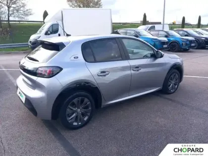 Photo 25 Peugeot 208  Electrique 50 kWh 136ch