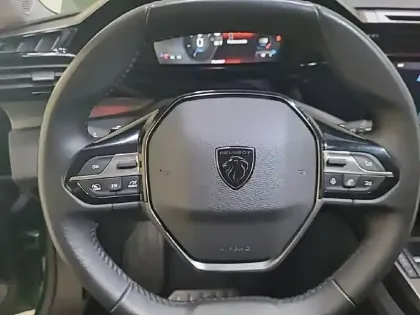 Photo 8 Peugeot 308  PureTech 130ch S&S EAT8