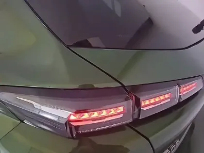 Photo 16 Peugeot 308  PureTech 130ch S&S EAT8