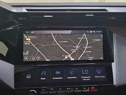 Photo 18 Peugeot 308  PureTech 130ch S&S EAT8