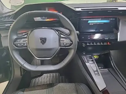 Photo 7 Peugeot 308  PureTech 130ch S&S EAT8