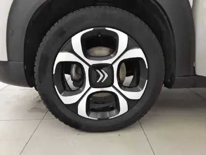 Photo 12 Citroën C3 Aircross  PureTech 110 S&S BVM6