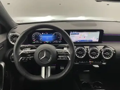 Photo 21 Mercedes Classe A  250 e Hybrid EQ