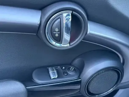 Photo 26 Mini Mini Hatch 3 Portes Cooper S 178 ch DKG7