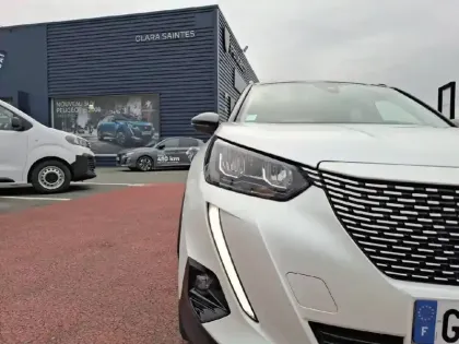 Photo 15 Peugeot 2008  Electrique 136 ch