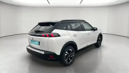 Photo 92 Peugeot 2008  Electrique 136 ch