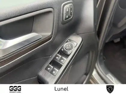 Photo 12 Ford Kuga  2.5 Duratec 225 ch PHEV e-CVT