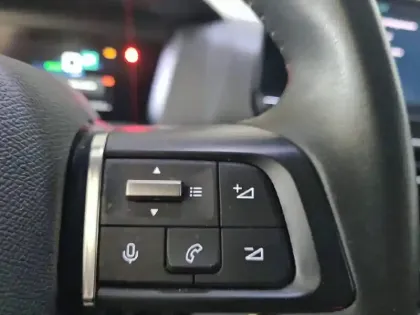 Photo 47 Citroën C4 e- 136 ch Automatique