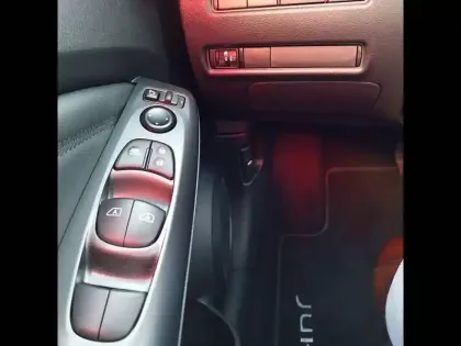 Photo 10 Nissan Juke  HYBRID 143