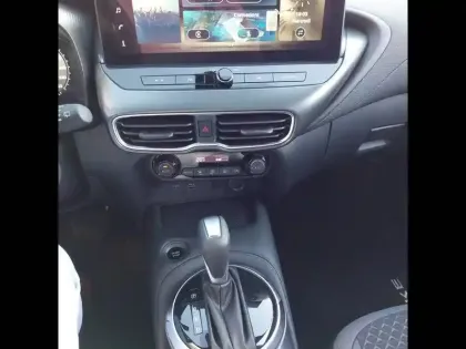 Photo 11 Nissan Juke  HYBRID 143