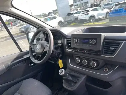 Photo 11 Nissan Primastar Gén. II Ph1 Acenta 4