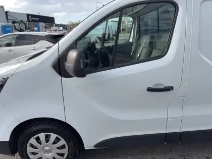 Photo 39 Nissan Primastar  FOURGON L1H1 2T8 2.0 DCI 130 S/S BVM