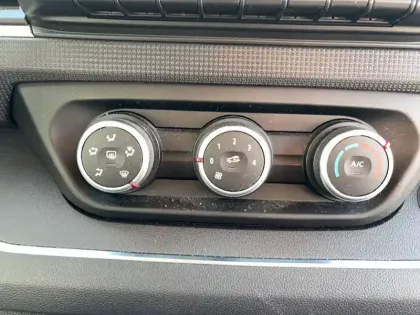 Photo 79 Nissan Primastar  FOURGON L1H1 2T8 2.0 DCI 130 S/S BVM