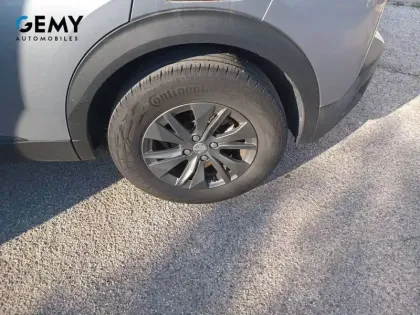 Photo 10 Peugeot 2008  PureTech 130 S&S EAT8