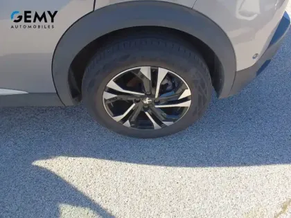 Photo 50 Peugeot 2008  BlueHDi 130 S&S EAT8