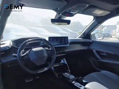 Photo 47 Peugeot 2008  BlueHDi 130 S&S EAT8